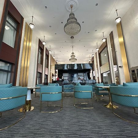 Art Royal Hotel Tasjkent Eksteriør billede
